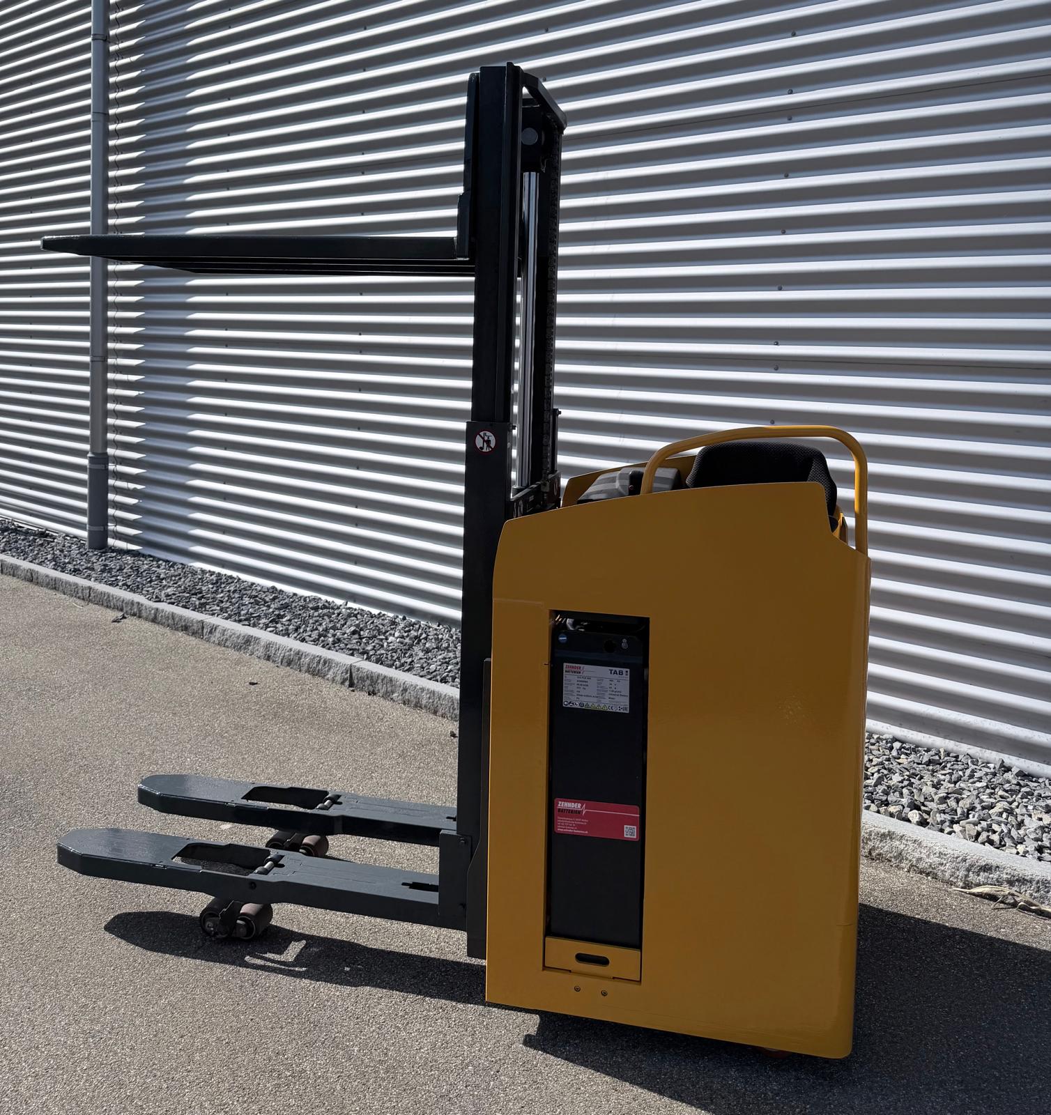 Occasion Elektro Seitensitz Jungheinrich ESD220 – Bild 2